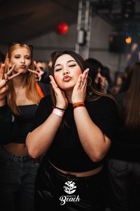 Foto 93 — Christmas Clubbing 2024 ❄