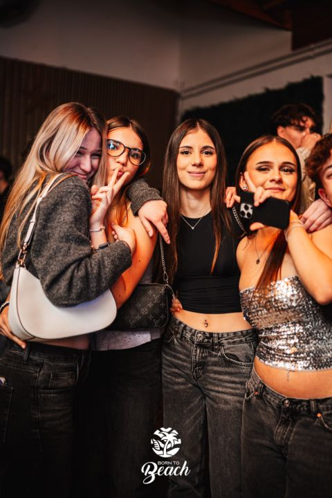 Foto 35 — Christmas Clubbing 2024 ❄