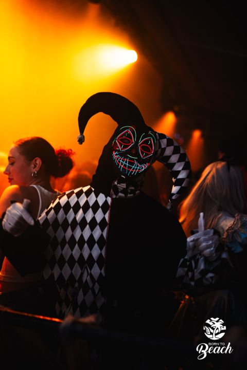 Foto 111 — Halloween Night 2024