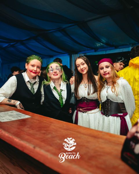 Foto 6 — Halloween Night 2025